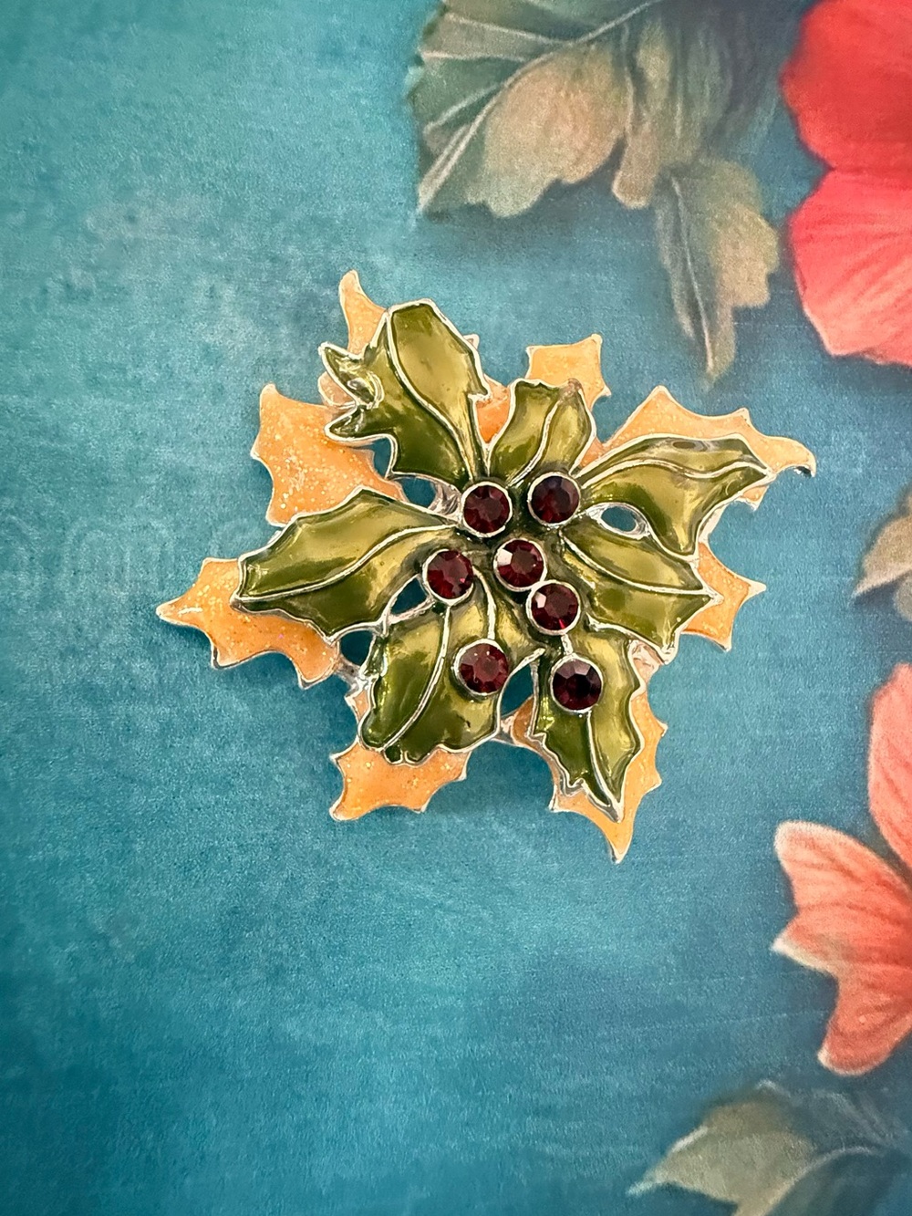Holiday Holly Pin Brooch in Green and Gold